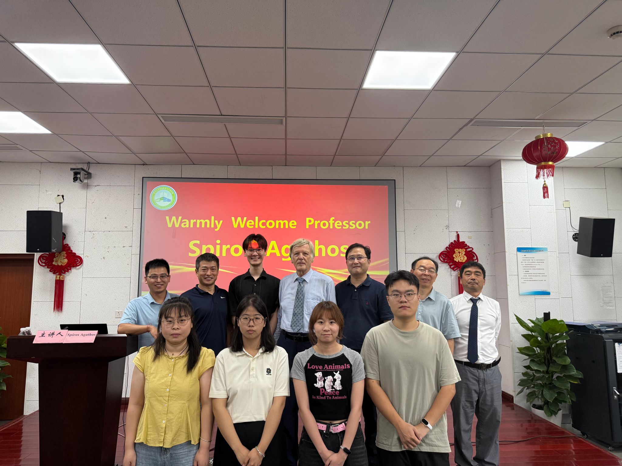 欧洲科学院Spiros Agathos院士来无码蜜桃臀作学术报告 （“食品与健康”学术讲坛第43讲）